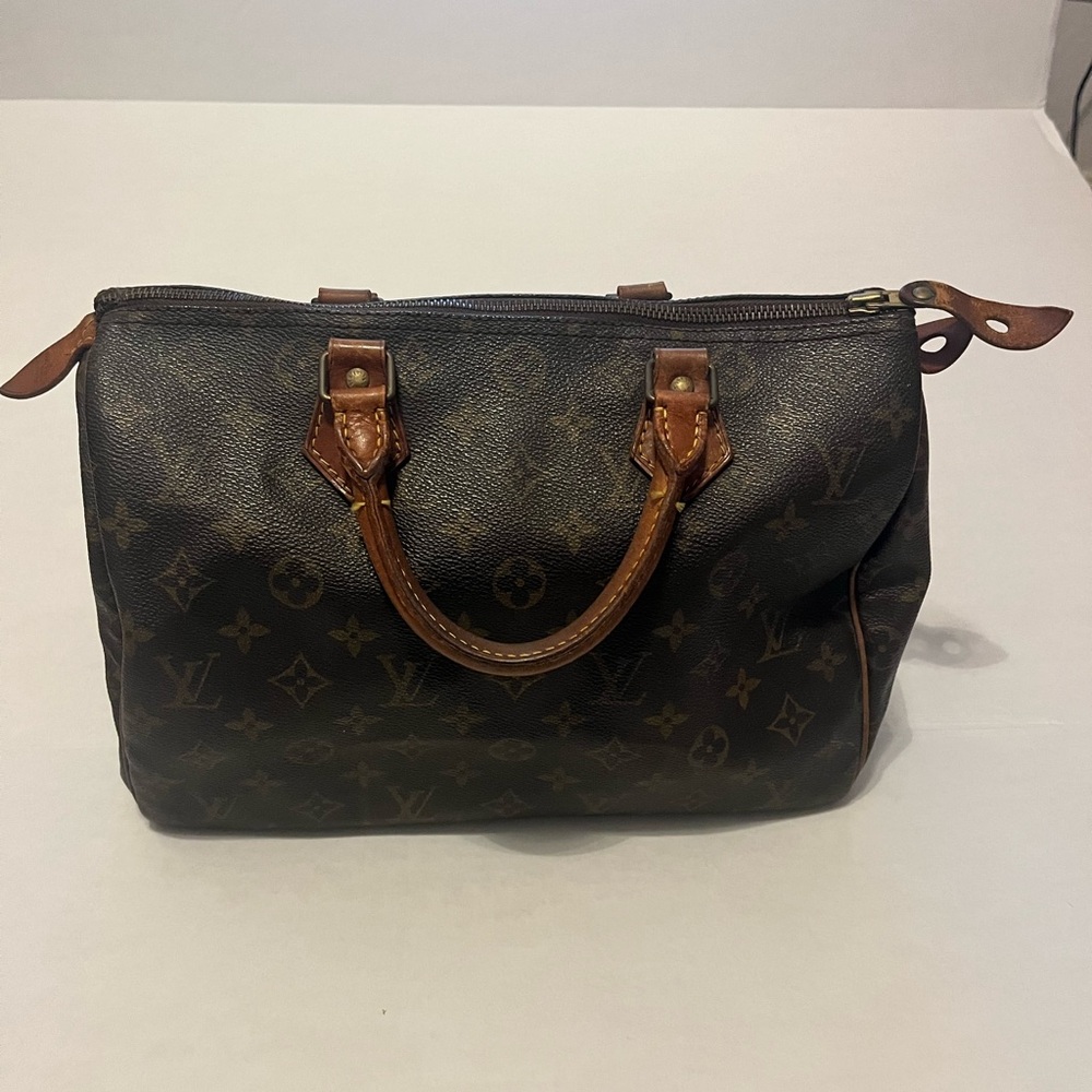 Louis Vuitton speedy 30